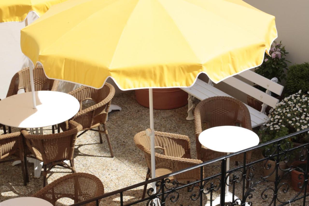 Hotel Maitagaria Biarritz Exteriör bild